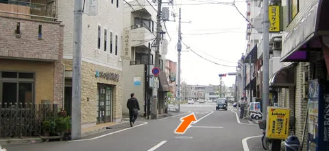 ⑤道なりに進み、「第一京浜」出てください（100ｍ）02