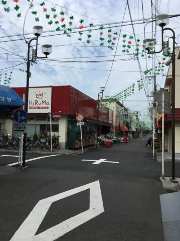 ⑧1つ目の角を過ぎると01